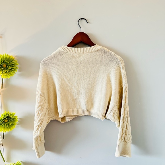 Pull&Bear | Cable Knit Crop Sweater - Picture 7 of 11
